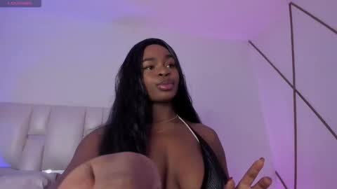 Snapshot of venuswilds chatting on November 2025 11:31:01 AM VENUS online show from November 2025 11:31:01 AM