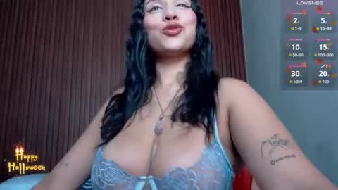 Nice to greet you my name is Vanessa  online show from November 2025 01:13:02 PM