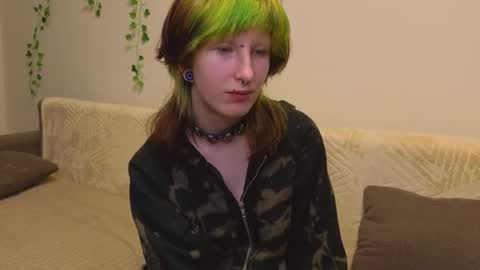 Erica online show from September 2025 07:13:01 PM