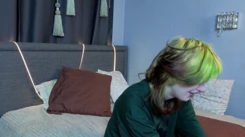 Erica online show from September 2025 08:12:02 PM