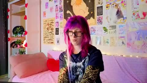 Erica online show from April 2026 08:36:02 PM