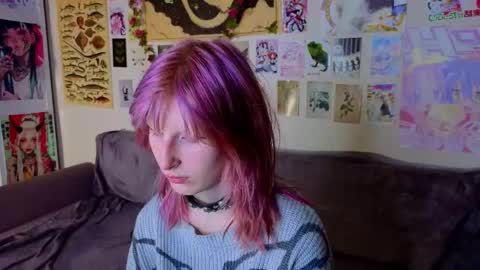 Erica online show from May 2026 08:17:02 PM