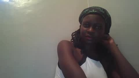 Snapshot of vera_bright chatting on February 2025 03:52:01 PM vera_bright online show from February 2025 03:52:01 PM
