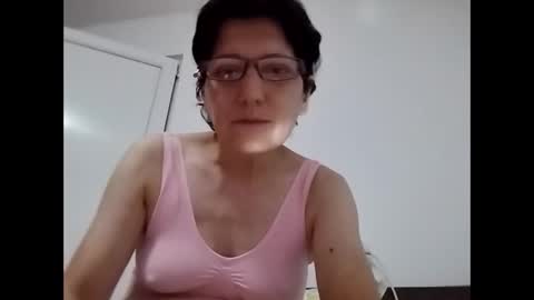 Vera online show from September 2025 04:32:02 PM