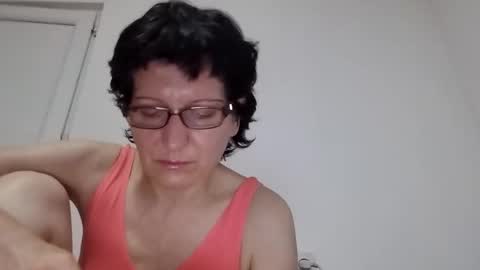 Vera online show from November 2025 07:47:01 PM