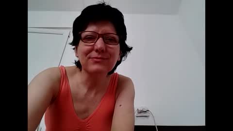 Vera online show from April 2026 06:18:01 AM