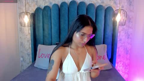 Snapshot of verabest chatting on April 2026 11:58:01 AM Domelipa online show from April 2026 11:58:01 AM