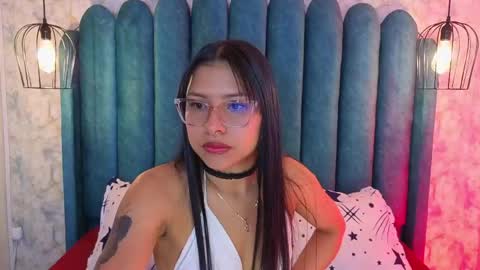 Snapshot of verabest chatting on April 2026 11:47:01 AM Domelipa online show from April 2026 11:47:01 AM