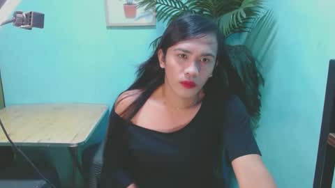 verhenia online show from December 2024 01:39:01 PM