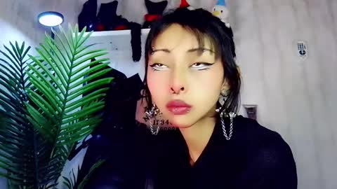 Snapshot of verhona_vlad chatting on March 2025 12:22:02 PM verhona_vlad online show from March 2025 12:22:02 PM