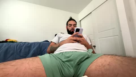 Snapshot of verifiedbaby chatting on February 2026 09:49:02 PM IslandChild online show from February 2026 09:49:02 PM