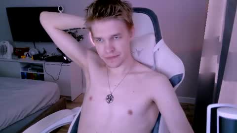 Snapshot of veritas_in_vine chatting on July 2026 03:07:02 PM Veritas online show from July 2026 03:07:02 PM