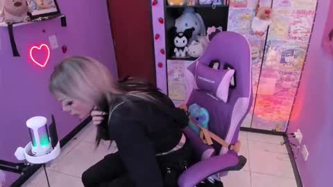     online show from October 2025 11:22:02 PM