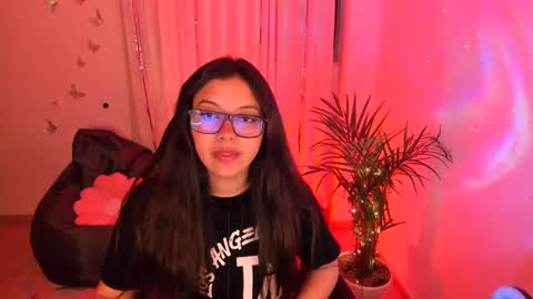 Snapshot of verolake chatting on February 2025 11:09:02 PM Verolake online show from February 2025 11:09:02 PM