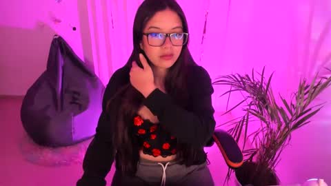 Snapshot of verolake chatting on February 2025 11:11:01 AM Verolake online show from February 2025 11:11:01 AM