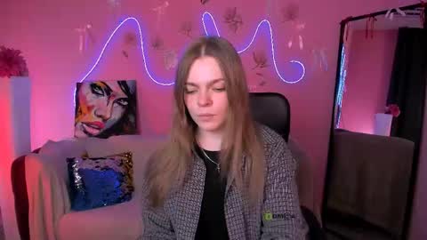 Snapshot of veronica_bubble chatting on April 2026 07:20:02 PM Ronni online show from April 2026 07:20:02 PM