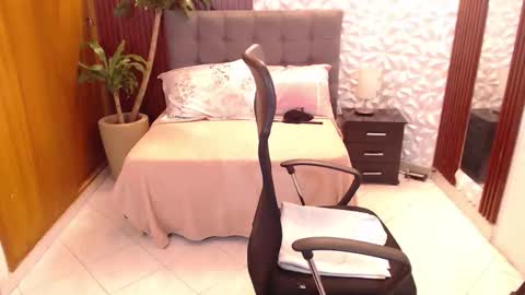 VERONICA online show from March 2026 01:50:02 PM