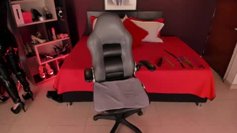 Vero Milf online show from May 2026 07:19:01 PM