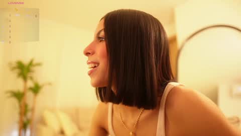 Veronica online show from December 2024 11:52:02 AM