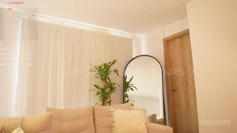 Veronica online show from February 2025 02:04:01 PM