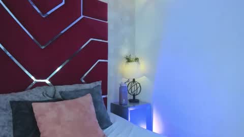 Veronica Olson online show from January 2026 03:32:01 AM