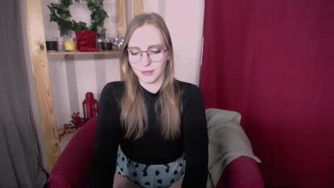 Snapshot of veronicaandersen chatting on March 2025 01:50:02 AM VERONICA online show from March 2025 01:50:02 AM