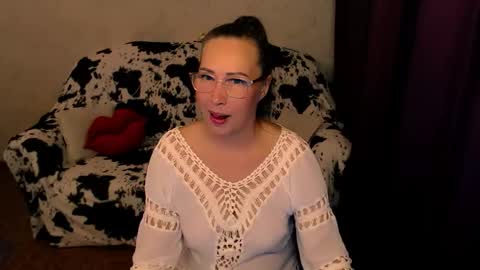 Veronica online show from October 2025 08:29:02 PM