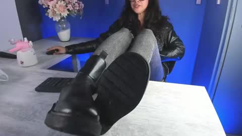 Veronica online show from May 2026 09:53:02 PM