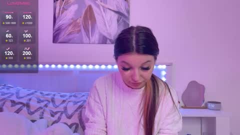 Snapshot of veronicaleal_ chatting on September 2025 09:31:02 AM Vivi online show from September 2025 09:31:02 AM