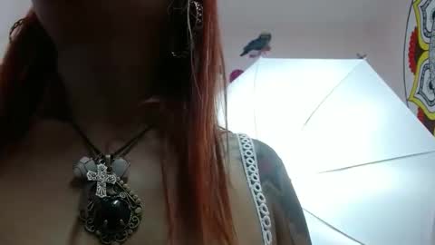 Snapshot of veronicaqueen2 chatting on September 2025 08:54:02 PM veronicaqueen2 online show from September 2025 08:54:02 PM