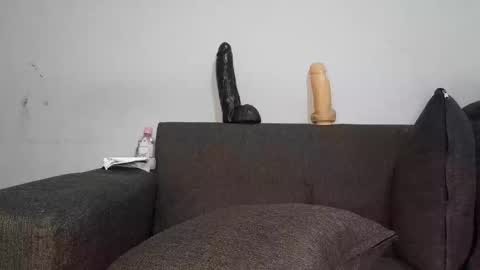 Snapshot of veronicaredonda chatting on February 2026 09:37:02 PM veronicaredonda online show from February 2026 09:37:02 PM