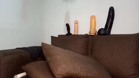 Snapshot of veronicaredonda chatting on March 2026 09:10:02 PM veronicaredonda online show from March 2026 09:10:02 PM