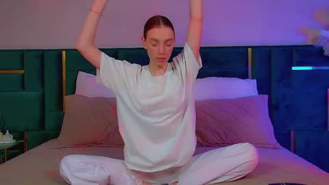 Veronica online show from May 2026 07:34:01 PM