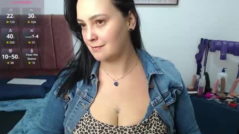 Snapshot of veroniicabbw_ chatting on May 2026 03:39:02 PM veroniicabbw_ online show from May 2026 03:39:02 PM