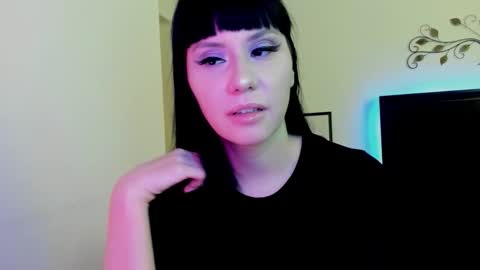 Snapshot of veronika_blak chatting on December 2025 02:29:01 AM Miss Veronika Blak online show from December 2025 02:29:01 AM