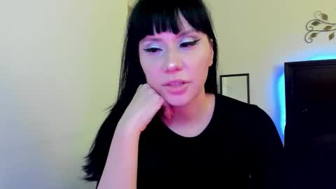 Snapshot of veronika_blak chatting on December 2025 03:24:01 AM Miss Veronika Blak online show from December 2025 03:24:01 AM