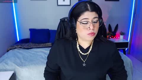 Miss Veronika online show from January 2025 12:42:01 PM