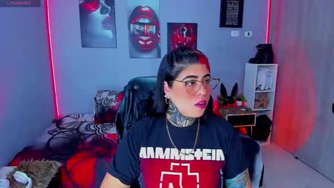 Miss Veronika online show from September 2025 06:07:01 PM