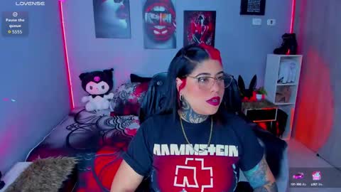 Miss Veronika online show from September 2025 11:04:02 AM