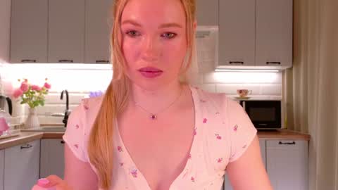 Veronika online show from June 2026 08:41:02 PM