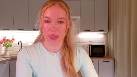 Snapshot of veronikamitchel chatting on June 2026 07:09:01 PM Veronika online show from June 2026 07:09:01 PM