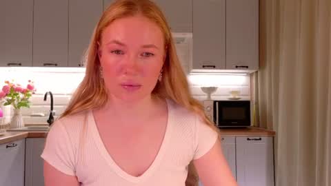 Snapshot of veronikamitchel chatting on July 2026 05:44:01 PM Veronika online show from July 2026 05:44:01 PM