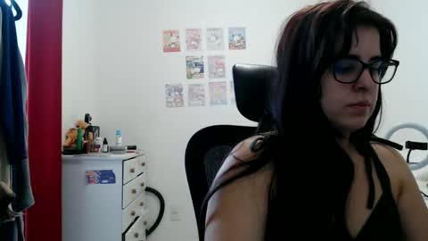 Snapshot of veruca99 chatting on June 2026 01:20:02 PM veruca99 online show from June 2026 01:20:02 PM