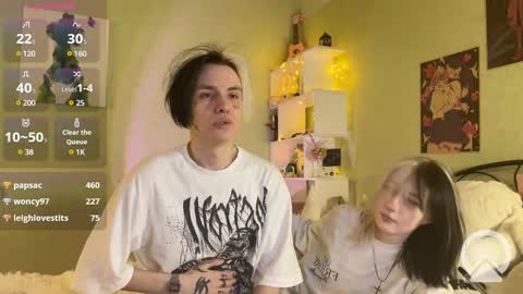 Snapshot of veryraretwins chatting on March 2025 11:27:02 PM veryraretwins online show from March 2025 11:27:02 PM