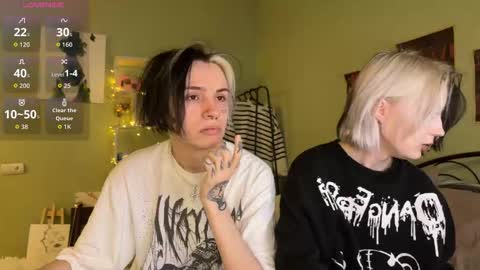 veryraretwins online show from October 2025 09:49:02 PM