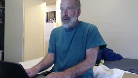 hairy man online show from March 2025 12:48:01 AM