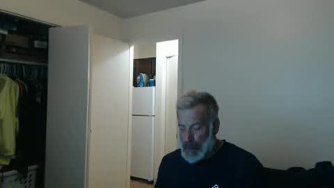 hairy man online show from February 2026 12:52:02 AM