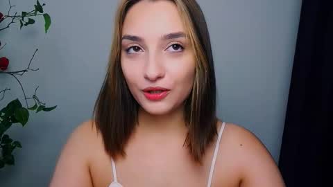 Snapshot of veryveryshygirl chatting on November 2025 12:42:02 PM Ana online show from November 2025 12:42:02 PM