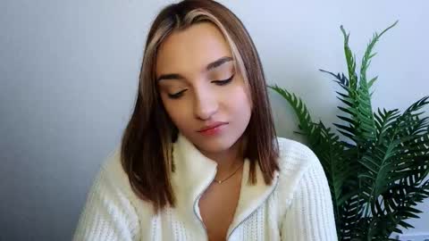 Snapshot of veryveryshygirl chatting on January 2026 09:25:02 AM Ana online show from January 2026 09:25:02 AM