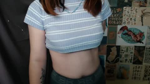 Snapshot of veryveryvery_shy chatting on December 2024 05:36:02 PM veryveryvery_shy online show from December 2024 05:36:02 PM